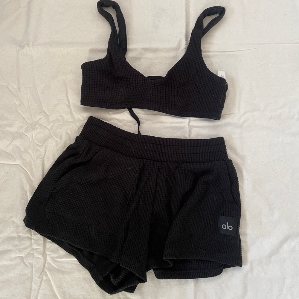 Alo yoga shorts set S/XS